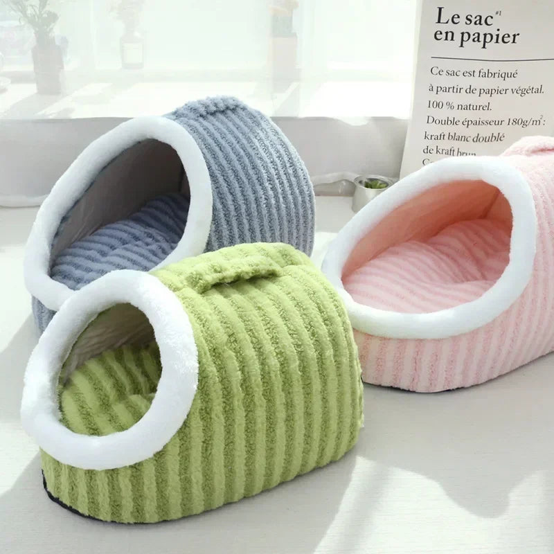 Warm Nest Frenchie Bed